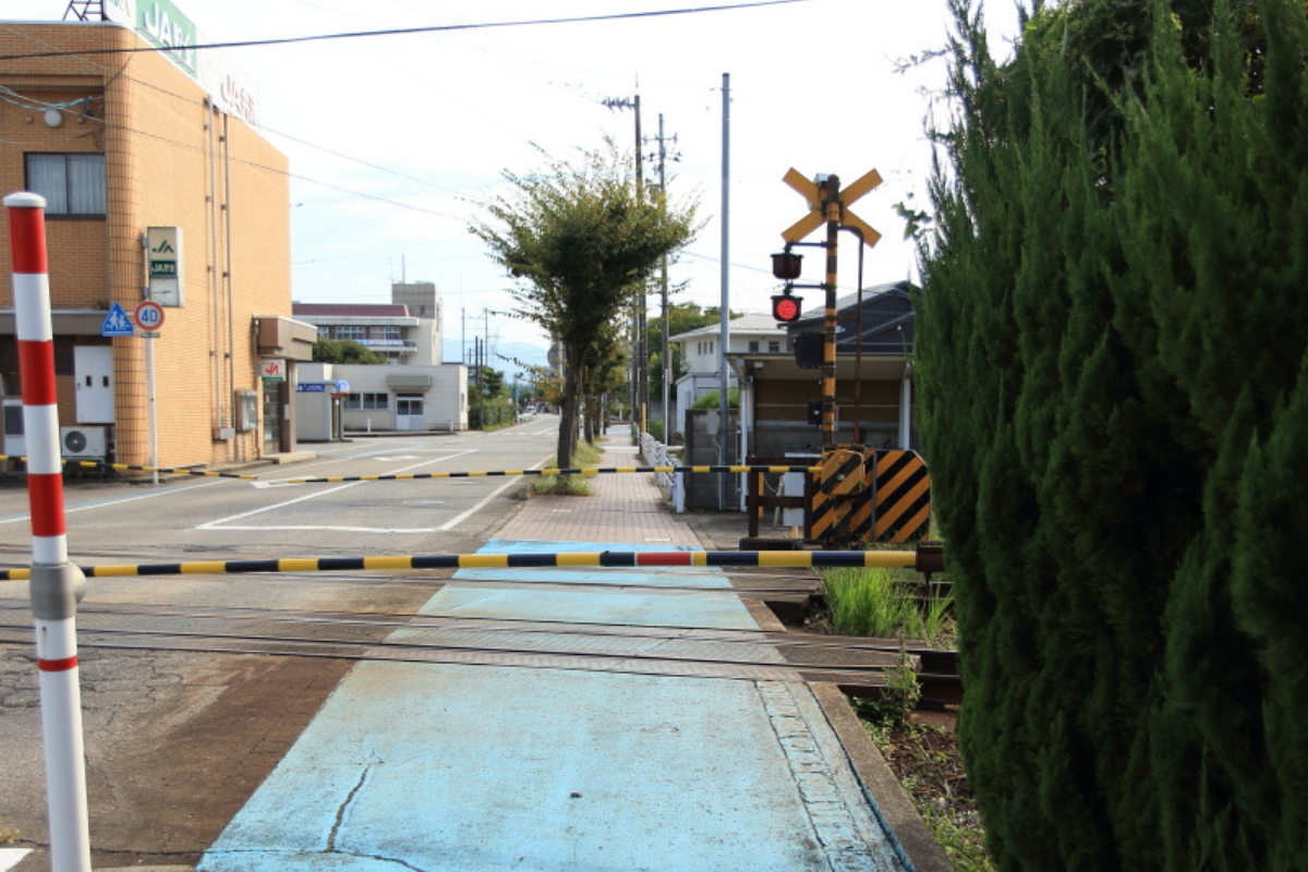 舟橋村駅南第１駐車場から富山ファシア整体院への行き方２