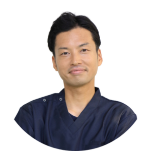 施術者（紺野）の顔写真